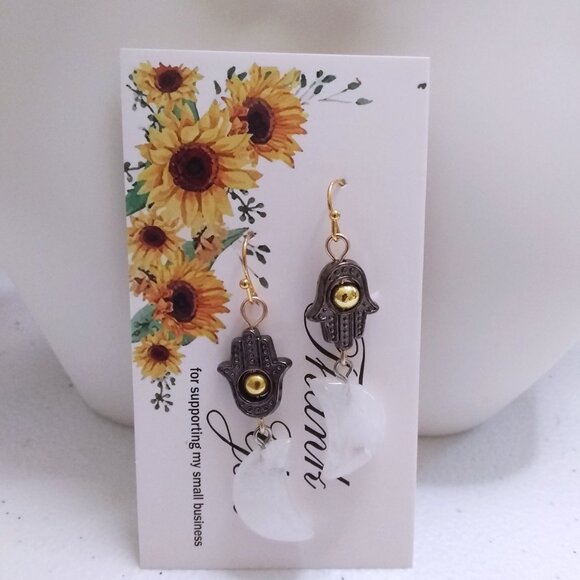 Luna Moon Goddess Earrings! Quartz Moons & Hamsa Hand - Protection & Blessings - Picture 4 of 14